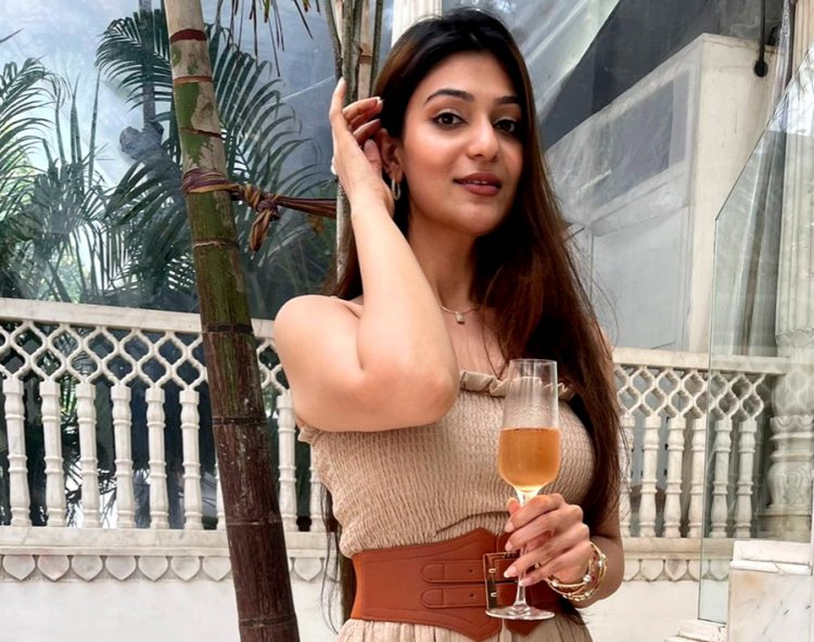 Actress Aditi Gautam celebrated her birthday with family and close friends 
