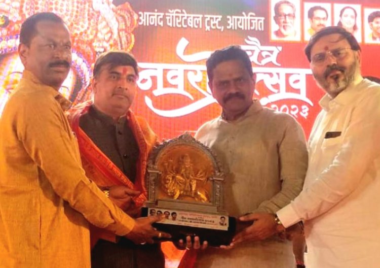 शिवसेना प्रवक्ता शैलेश पांडे "उत्तर भारतीय समाज गौरव सम्मान" से सम्मानित हुए ...
