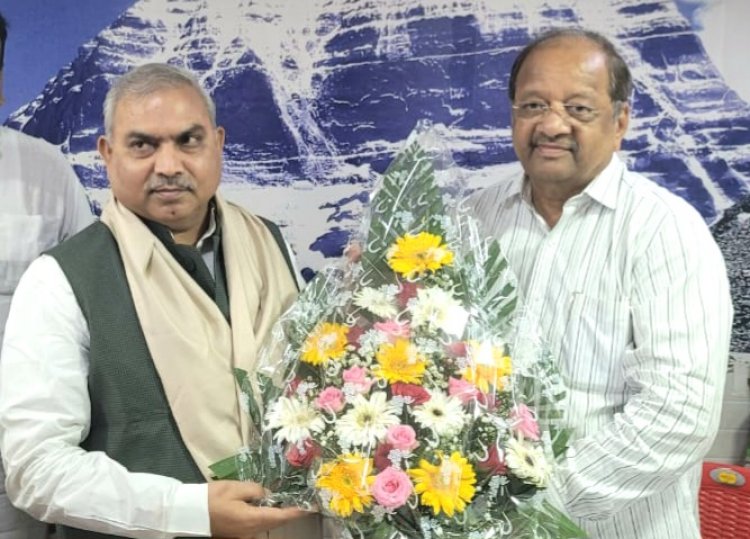 भाजपा राष्ट्रीय सह संगठन मंत्री शिवप्रकाश ने की सांसद गोपाल शेट्टी से सदिच्छा भेंट