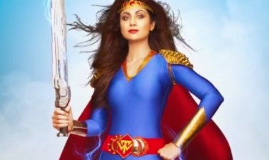 Shilpa Shetty returns to social media as a Superwoman !