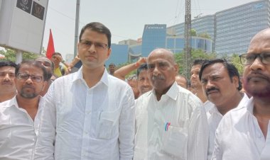 महानगर गैस निगम मुख्यालय पर ऑटोचालकों की मांगों का मीटर- डाउन ! : विशाल मोर्चा निकालकर रखी मांगें