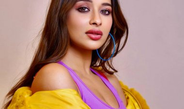 Nyrraa M Banerji opens up about her new music video Jaana Hai Toh Jaa