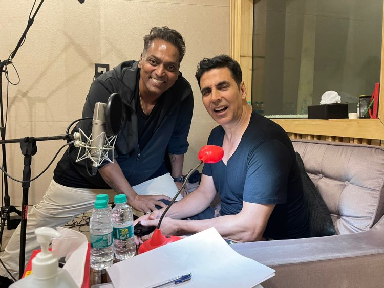 Super Star Akshay Kumar bestowed his voice to Dehati Disco!