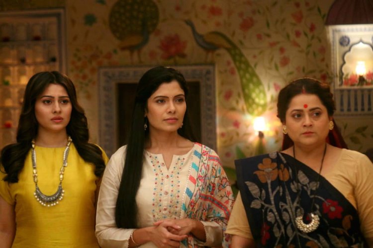 Woh Toh Hai Albelaa :  Anjali supports Kanha and Sayuri