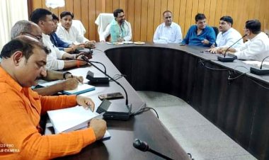 आजमगढ़ के विकास और जन-सुविधायें उपलब्ध कराने में जुटे सांसद दिनेशलाल यादव 'निरहुआ'