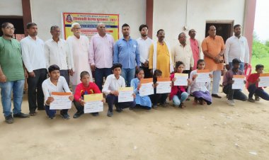 JAUNPUR : ग्रामीण अंचल के मेधावी छात्रों को मिला विद्यावती प्रेरणा पुरस्कार