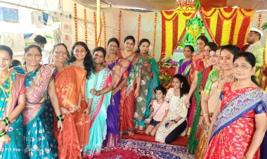 लोढ़ा कॉन्प्लेक्स में गणपति बप्पा के दर्शन लिए नागरिकों की भारी भीड़