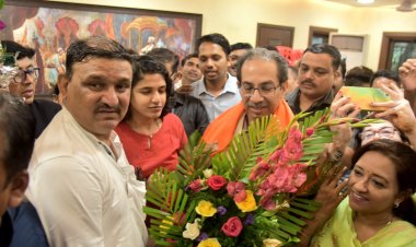 डॉक्टरों के लिए डॉक्टर्स सेल बना सकती है शिवसेना  !