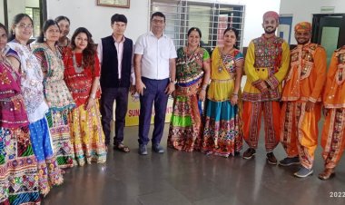 सुंदरम सेंट्रल स्कूल में डांडिया और नवदुर्गा पूजन का भव्य आयोजन