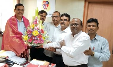 शिक्षण उपायुक्त केशव उबाले का शिक्षक यूनियन ने किया सम्मान