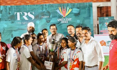 THE RIGHT SHOT  : पवई में  नेत्रहीन महिला फुटबॉल टूर्नामेंट संपन्न 