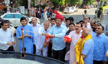सांसद श्री गोपाल शेट्टी ने बोरीवली में किया नवनिर्मित रायचुरा सर्कल का लोकार्पण 