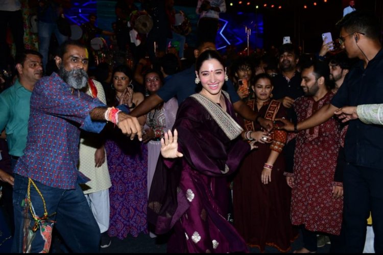 After the success of Babli Bouncer, *Tamannaah Bhatia and Madhur Bhandarkar* celebrate the festival of Navratri. Tamannaah is seen  shaking a leg on the tunes of garba songs and having a gala time with the audiences....