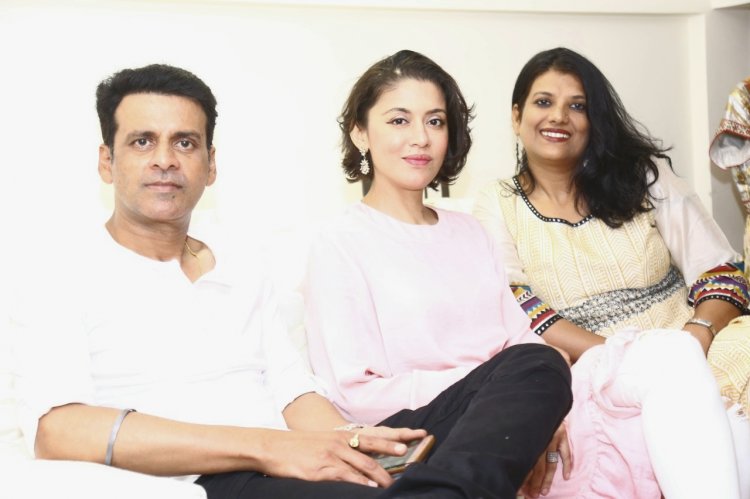 I wish I could be there to attend Poonam's stall that is going to be created at the lakme fashion week : Manoj Bajpayee