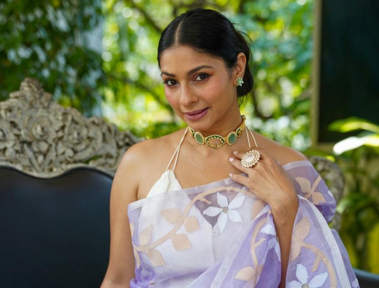 Tanishaa Mukerji Shares her Fondest Memory of Diwali...