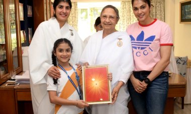 Isha Koppikar Opens Up about Celebrating Children’s Day with her Daughter Rianna