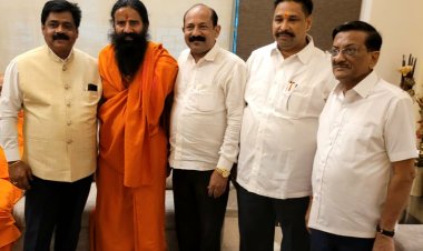 योग गुरु बाबा रामदेव का ठाणे में भव्य स्वागत