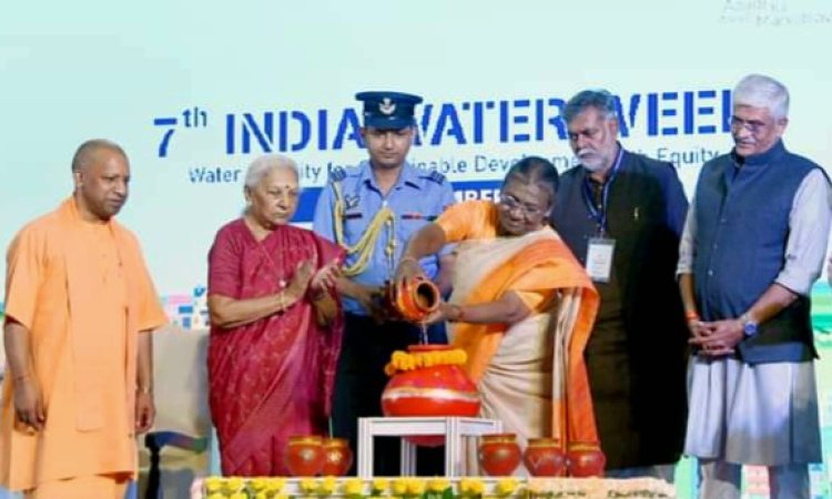 ग्रेटर नोएडा में इंडिया एक्सपो मार्ट में आयोजित 'इंडिया वॉटर वीक-2022' का राष्ट्रपति ने किया उद्घाटन