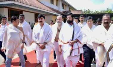 कर्नाटक दौरे के दौरान मुख्यमंत्री एकनाथ शिंदे ने श्रीकृष्ण मंदिर और श्री मंजूनाथ मंदिर में किया दर्शन पूजन