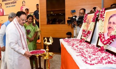 भाजपा के नई दिल्ली स्थित केंद्रीय कार्यालय में "कमल मित्र" का शुभारंभ