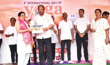International Yoga Day पर योगमय हुई उत्तर मुंबई : सांसद गोपाल शेट्टी ने भी किया योग