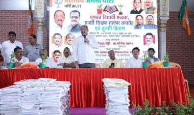 आदर्श शिक्षकों और मेधावी छात्रों को सांसद गोपाल शेट्टी ने कांदिवली में किया सम्मानित