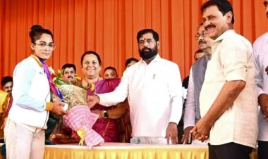 Asian Games में पदक जीतनेवाली धावक ऐश्वर्या मिश्रा का मुख्यमंत्री ने किया सत्कार