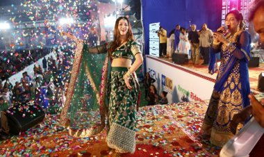   &TV : Anita Bhabi, aka Vidisha Srivastava, immerses herself in Navratri’s festive spirit !