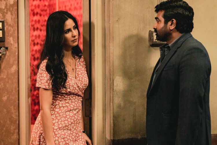 Katrina Kaif कैटरीना कैफ ने "मेरी क्रिसमस" में काम करने का अपना अनुभव किया साझा ...