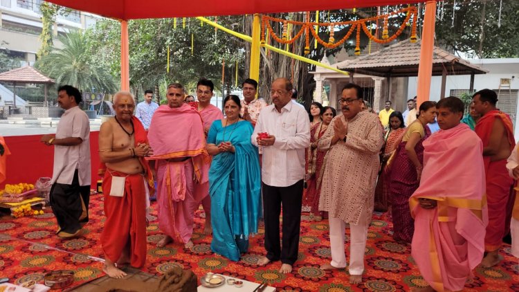 बोरीवली में सांसद गोपाल शेट्टी की दहाड़...  "मंदिर जरूर बनेगा" , मनपा के परमिशन के साथ भी, बिना परमिशन के बाद भी - गोपाल शेट्टी