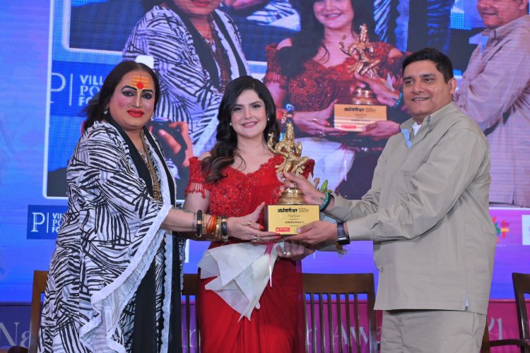 Zareen Khan  तीसरे नेशनल ट्रांसजेंडर अवॉर्ड समारोह में मुख्य अतिथि के रूप में हुईं उपस्थित !