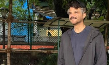 स्कूली बच्चों के साथ एक दिल छू लेने वाला पल बिताते हुए अनिल कपूर ने 'बैक टू स्कूल फील' का लिया आनंद !