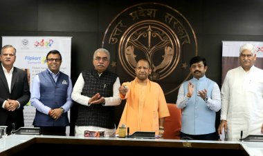 CM Yogi ने फ्लिपकार्ट के उन्नाव व वाराणसी स्थित वेयरहाउस का वर्चुअल माध्यम से किया उद्घाटन...