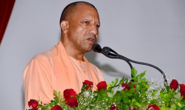 Special Story : साढ़े सात वर्षों में 7015 कुख्यात अपराधियों पर 'गरजी' योगी की STF , 49 को मुठभेड़ में किया ढेर !