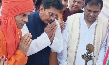 अनाथ बच्चों की शिक्षा के लिए स्ट्रीट चाइल्ड वैन का शिक्षा मंत्री ने किया लोकार्पण