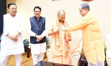 CM योगी आदित्यनाथ फिर बने भाजपा के सक्रिय सदस्य