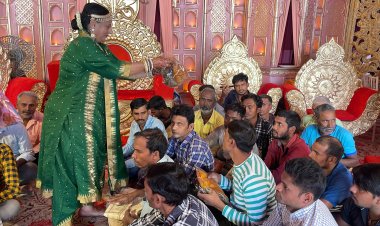 प्रतिष्ठा महोत्सव के दौरान लोढ़ा परिवार ने किया श्रमिकों का सम्मान