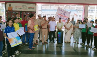 बोरीवली रेल्वे पुलिस ने जन जागृती अभियान द्वारा यात्रियों को किया जागरूक