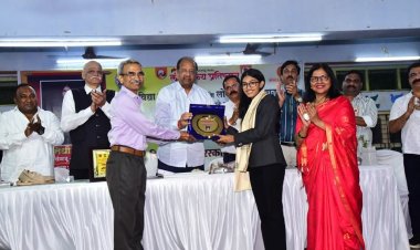 पूर्व सांसद गोपाल शेट्टी ने मल्लखंभ खिलाड़ी निधि राणे को सम्मानित किया