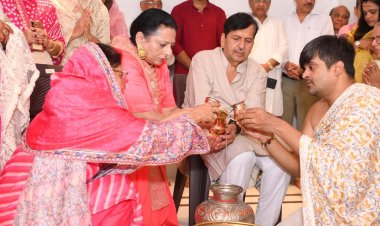 लोढ़ा प्राइमो प्रतिष्ठा महोत्सव : डॉ. मंजू मंगल प्रभात लोढ़ा एवं मंगलप्रभात लोढ़ा ने दिव्य अनुष्ठानों में निभाई अग्रणी भूमिका