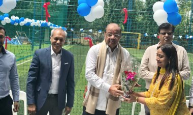 स्वामी विवेकानंद इंटरनेशॅनल स्कूल में निर्मित टर्फ क्रिकेट ग्राउंड का पूर्व सांसद गोपाल शेट्टी ने किया उद्घाटन