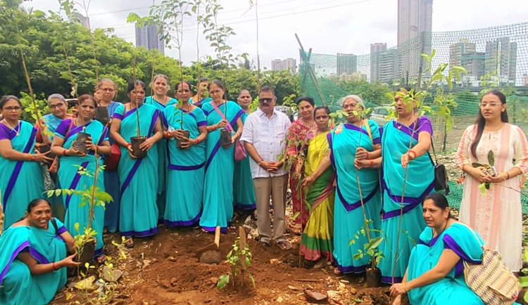 कांदिवली के निसर्ग उद्यान में नारी शक्ति ने किया पौधारोपण