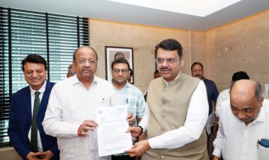 ओसी विहीन इमारतों के निवासियों की परेशानी दूर करने के लिए गठित अभ्यास समूह ने मुख्यमंत्री और विभिन्न अधिकारियों से की मुलाकात 