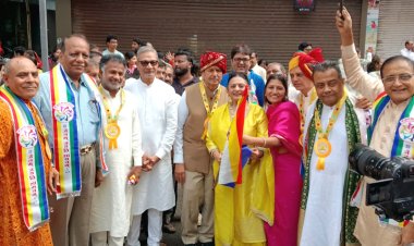  श्री मुंबई जैन संघ आयोजित भव्य रथयात्रा में उमड़ा भारी जन सैलाब : धर्म, संगठन और नवाचार के अनुपम संगम का हुआ दर्शन