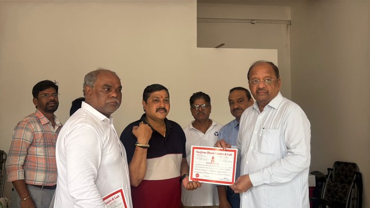 Borivali : राजेंद्र नगर रहिवासी सार्वजनिक गणेश उत्सव मंडल आयोजित रक्तदान शिविर में 80 यूनिट रक्त हुआ एकत्रित