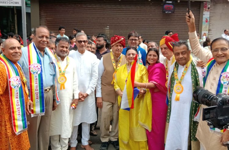  श्री मुंबई जैन संघ आयोजित भव्य रथयात्रा में उमड़ा भारी जन सैलाब : धर्म, संगठन और नवाचार के अनुपम संगम का हुआ दर्शन