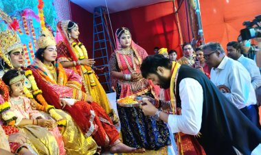 बोरीवली में चल रही रामलीला के मंचन में "श्री राम वनवास" प्रसंग देखकर भीग उठी सबकी आंखें 