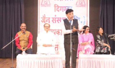 मालाड में "अग्रवाल दिगंबर जैन संस्था" का वार्षिकोत्सव व कवि सम्मेलन सम्पन्न ...