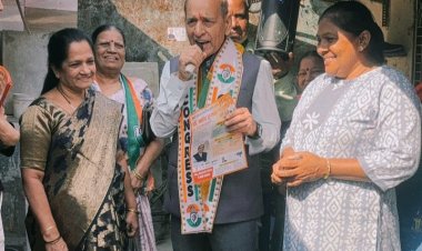 बुजुर्गों का आशीर्वाद, युवाओं का साथ और नारी शक्ति के भरपूर समर्थन से कॉंग्रेस प्रत्याशी डॉ. नरेंद्र कुमार की स्थिति हो रही है मजबूत !