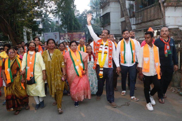  वार्ड-10 में महायुति उम्मीदवार जितेंद्र पटेल की दमदार प्रचार यात्रा और जनसंवाद : नागरिकों का मिला उत्तम प्रतिसाद
